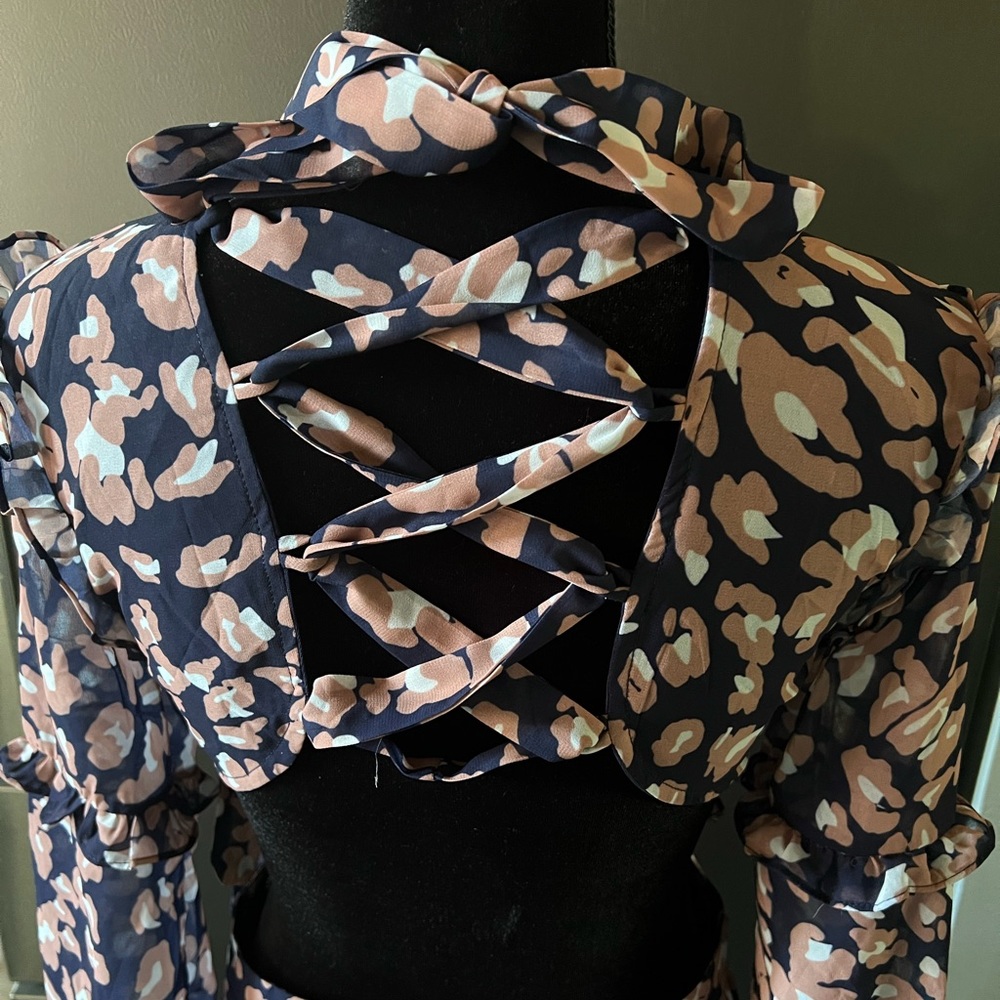 Brand new with tags CBR - Chic/ Boutique/ Rose size medium 8/10